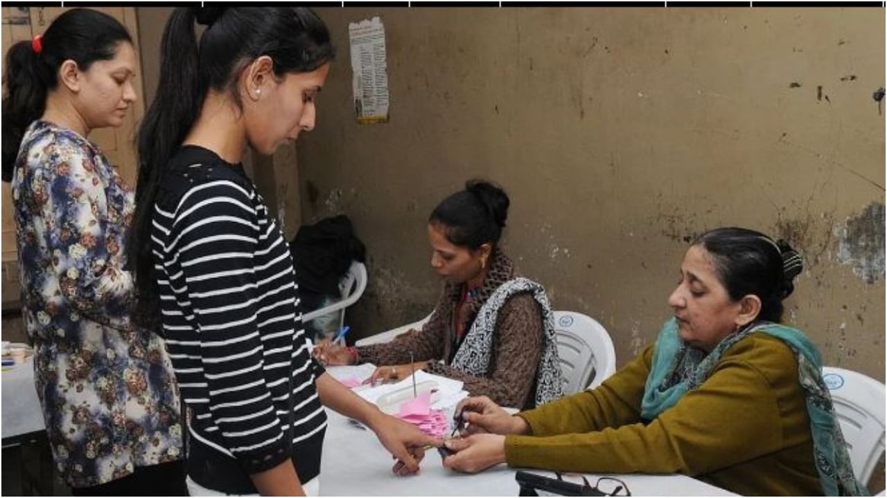 Karnataka Polling Booth: ಕರ್ನಾಟಕ ವಿಧಾನಸಭಾ ಚುನಾವಣಾ ಮತಗಟ್ಟೆ ವಿವರಗಳನ್ನು ತಿಳಿಯುವುದು ಹೇಗೆ? Karnataka Polling Booth: ಕರ್ನಾಟಕ ವಿಧಾನಸಭಾ ಚುನಾವಣಾ ಮತಗಟ್ಟೆ ವಿವರಗಳನ್ನು ತಿಳಿಯುವುದು ಹೇಗೆ?