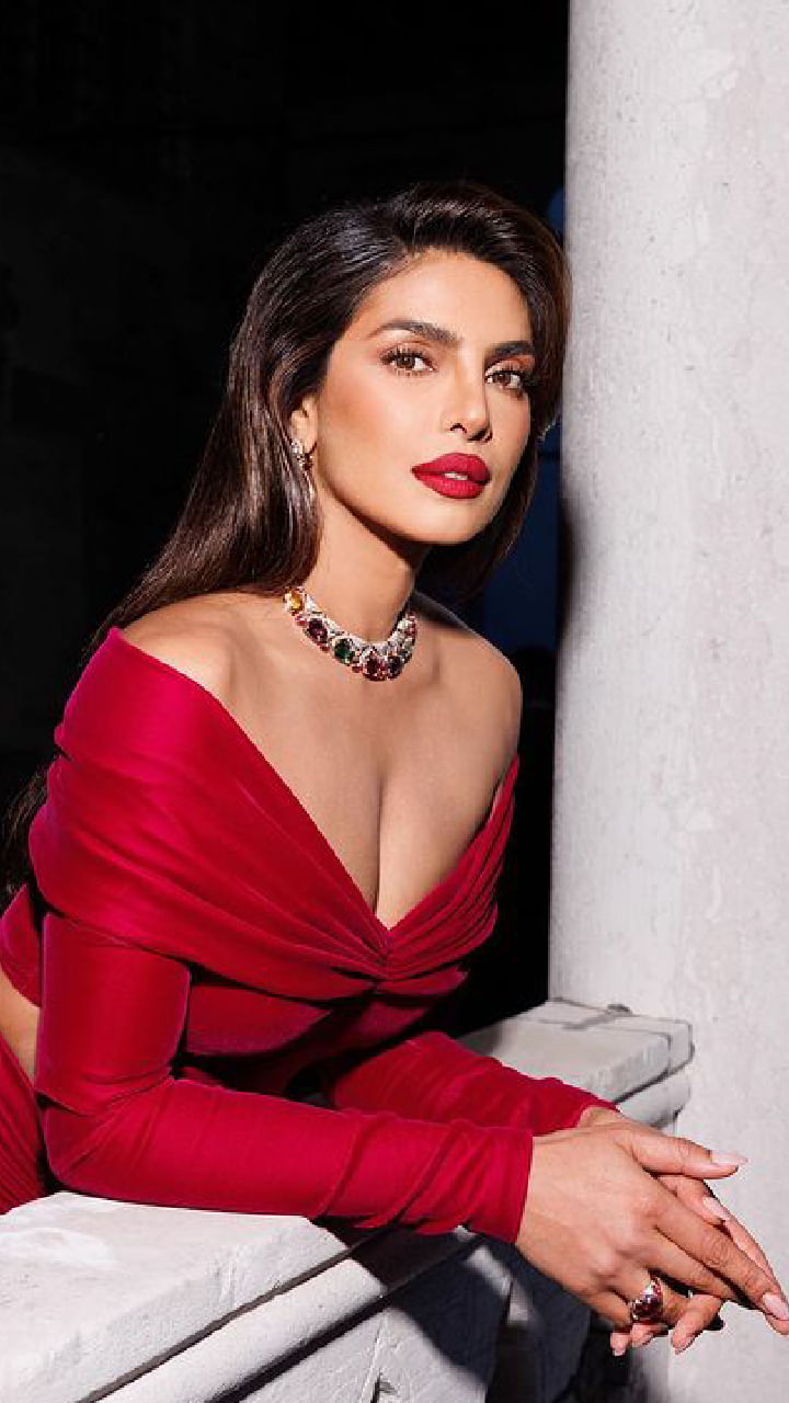 Priyanka Chopra (4)