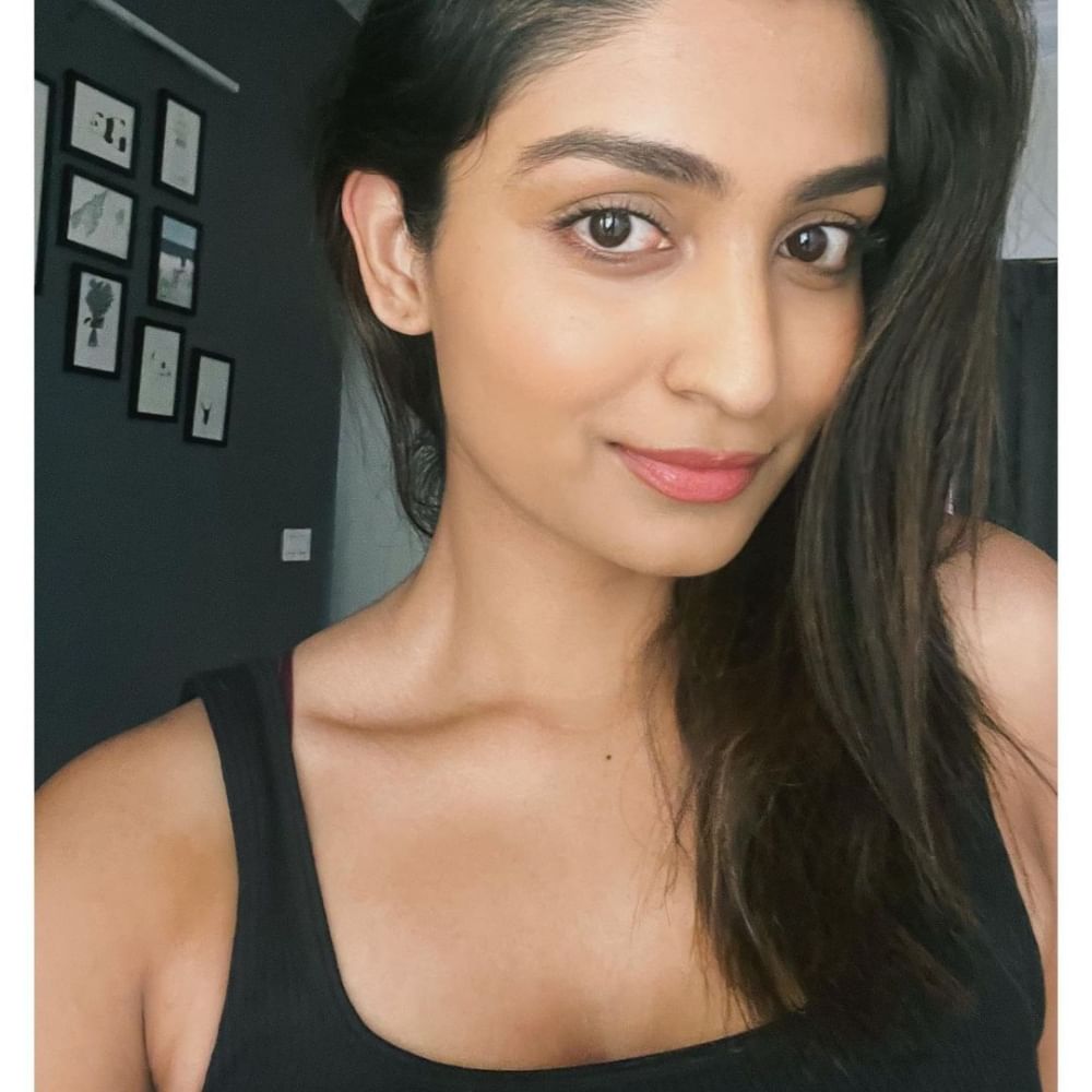 ರೇಚಲ್ ಅವರು ಸೋಶಿಯಲ್ ಮೀಡಿಯಾದಲ್ಲಿ ಆ್ಯಕ್ಟೀವ್ ಆಗಿದ್ದಾರೆ. ಹಲವು ಬೋಲ್ಡ್​ ಫೋಟೋಗಳನ್ನು ರೇಚಲ್ ಶೇರ್ ಮಾಡಿಕೊಳ್ಳುತ್ತಾರೆ.