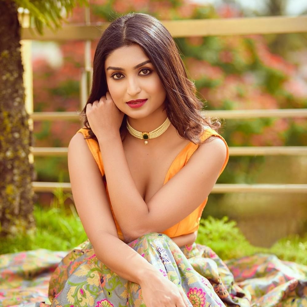 ನಟಿ ರೇಚಲ್ ಡೇವಿಡ್ ಅವರು ಕನ್ನಡದ ‘ಲವ್ ಮಾಕ್ಟೇಲ್ 2’ ಚಿತ್ರದಲ್ಲಿ ನಟಿಸಿ ಫೇಮಸ್ ಆದರು. ಅವರು ಕನ್ನಡದಲ್ಲಿ ನಟಿಸಿದ ಮೊದಲ ಸಿನಿಮಾ ಇದು.