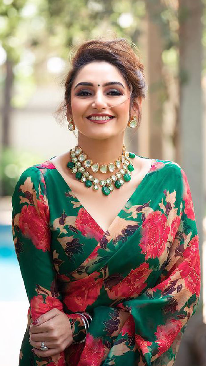 Ragini Dwivedi (5)