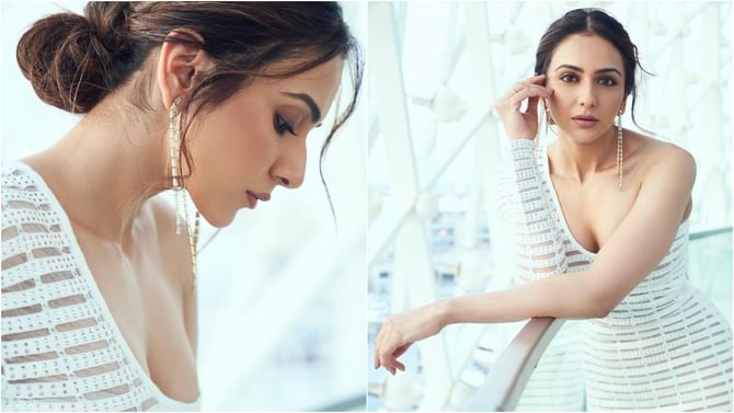 Rakul Preet Singh: ಏಕಾಏಕಿ ಟ್ರೆಂಡ್ ಆದ ರಕುಲ್ ಪ್ರೀತ್ ಸಿಂಗ್; ವಿದೇಶಕ್ಕೆ ಹೋಗಿ ಮಿಂಚಿದ ಸುಂದರಿ Rakul Preet Singh: ಏಕಾಏಕಿ ಟ್ರೆಂಡ್ ಆದ ರಕುಲ್ ಪ್ರೀತ್ ಸಿಂಗ್; ವಿದೇಶಕ್ಕೆ ಹೋಗಿ ಮಿಂಚಿದ ಸುಂದರಿ