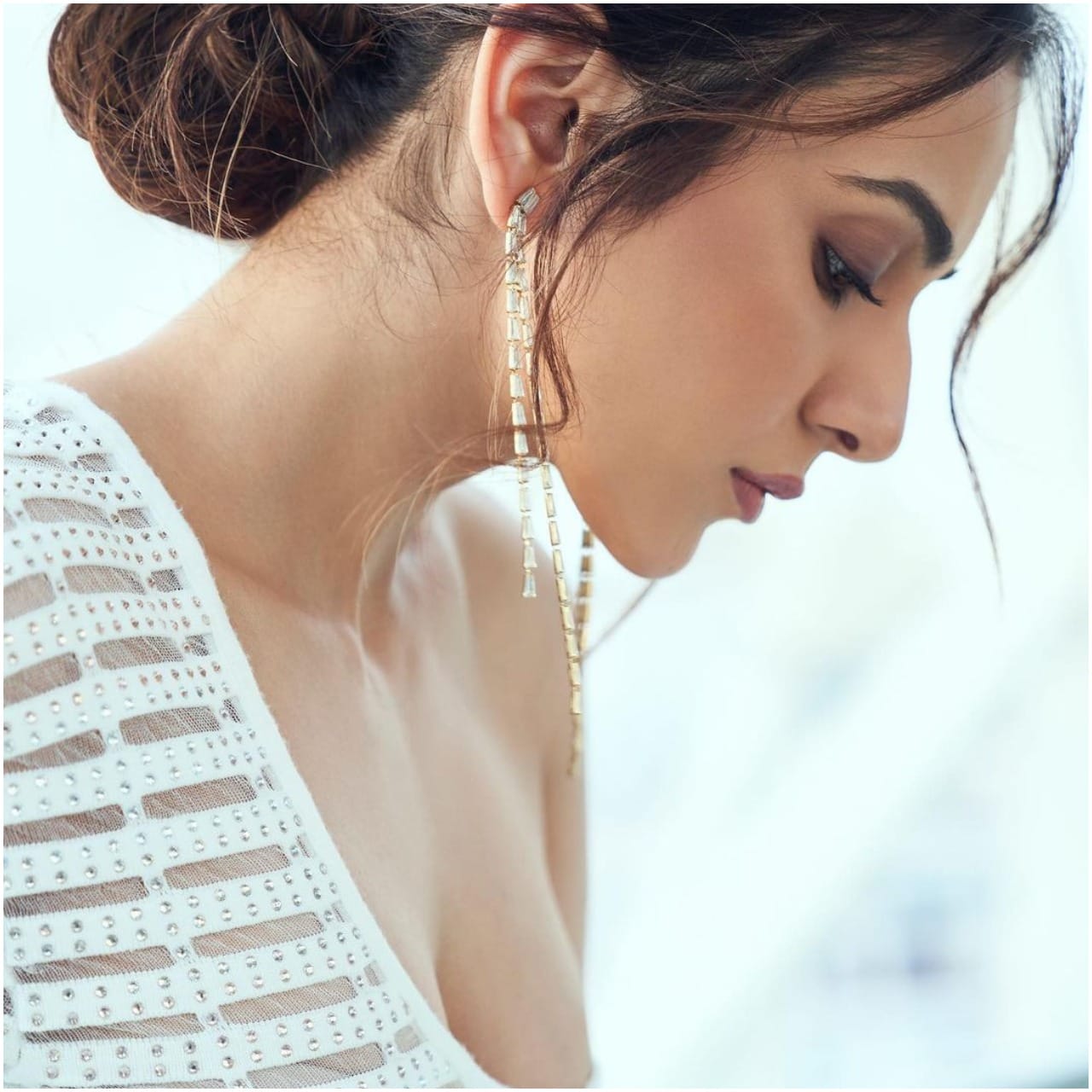 ರಕುಲ್ ಪ್ರೀತ್ ಸಿಂಗ್ ಮೊದಲು ನಟಿಸಿದ್ದು ಕನ್ನಡದ ‘ಗಿಲ್ಲಿ’ ಚಿತ್ರದಲ್ಲಿ. ಆ ಬಳಿಕ ಅವರು ತೆಲುಗು, ತಮಿಳು ಮತ್ತು ಹಿಂದಿ ಭಾಷೆಯ ಸಿನಿಮಾಗಳಲ್ಲಿ ಬ್ಯುಸಿ ಆದರು. ಹಲವು ಸ್ಟಾರ್ ನಟರ ಜೊತೆ ಅವರು ತೆರೆ ಹಂಚಿಕೊಂಡಿದ್ದಾರೆ. ಪ್ರಸ್ತುತ ಅನೇಕ ಪ್ರಾಜೆಕ್ಟ್ಗಳಲ್ಲಿ ಬ್ಯುಸಿ ಆಗಿದ್ದಾರೆ.