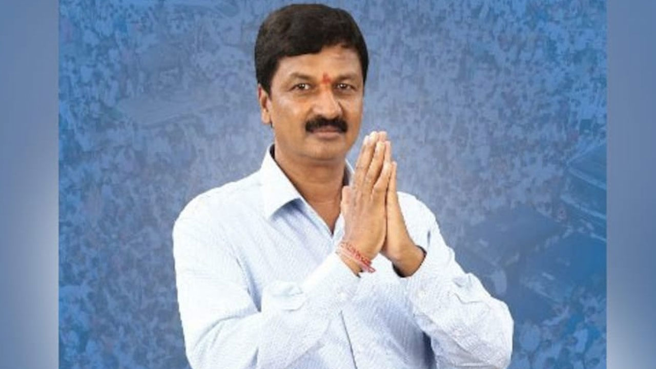 Gokak Election 2023 Winner: ಏಳನೇ ಬಾರಿ ಗೆದ್ದು ಬೀಗಿದ ರಮೇಶ್ ಜಾರಕಿಹೊಳಿ Gokak Election 2023 Winner: ಏಳನೇ ಬಾರಿ ಗೆದ್ದು ಬೀಗಿದ ರಮೇಶ್ ಜಾರಕಿಹೊಳಿ