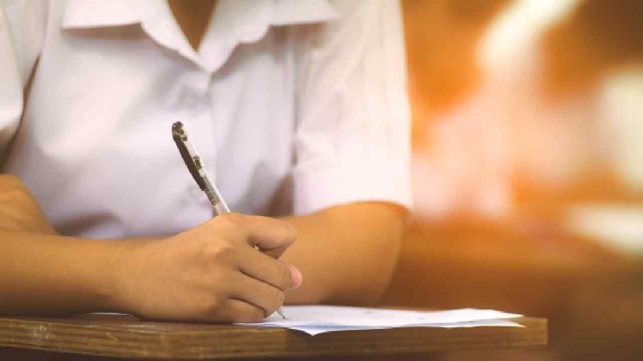 SSLC Supplementary Exam Date 2023: ಎಸ್ಎಸ್ಎಲ್ಸಿ ಪೂರಕ ಪರೀಕ್ಷೆಯ ವೇಳಾಪಟ್ಟಿ ಪ್ರಕಟ SSLC Supplementary Exam Date 2023: ಎಸ್ಎಸ್ಎಲ್ಸಿ ಪೂರಕ ಪರೀಕ್ಷೆಯ ವೇಳಾಪಟ್ಟಿ ಪ್ರಕಟ