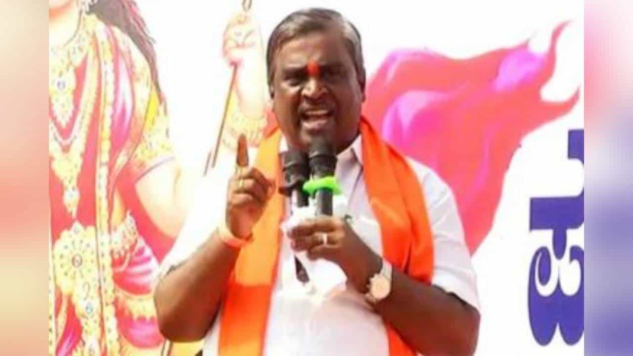 ಜನಾರ್ದನ ರೆಡ್ಡಿ ಬಳ್ಳಾರಿಯಲ್ಲಿ ಬೆದರಿಕೆ ರಾಜಕೀಯ ಮಾಡುತ್ತಿದ್ದಾರೆ: ಸೋಮಶೇಖರ್ ರೆಡ್ಡಿ ಜನಾರ್ದನ ರೆಡ್ಡಿ ಬಳ್ಳಾರಿಯಲ್ಲಿ ಬೆದರಿಕೆ ರಾಜಕೀಯ ಮಾಡುತ್ತಿದ್ದಾರೆ: ಸೋಮಶೇಖರ್ ರೆಡ್ಡಿ