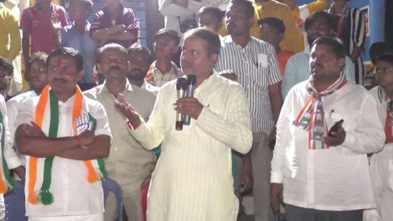 Stones pelted during Congress candidate campaign in Muddebihal constituency Vijayapura