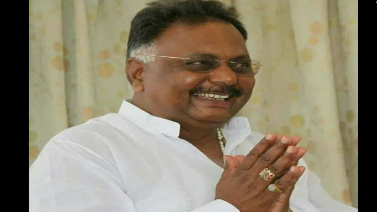 Aland Election Results 2023: ಆಳಂದ ವಿಧಾನಸಭಾ ಕ್ಷೇತ್ರ ಎಲೆಕ್ಷನ್ 2023 ರಿಸಲ್ಟ್: ಪ್ರಬಲ ಪೈಪೋಟಿಯ ಕ್ಷೇತ್ರದಲ್ಲಿ ಸುಭಾಷ್ ಗುತ್ತೇದಾರ, ಬಿಆರ್ ಪಾಟೀಲ್ ಹಣಾಹಣಿ Aland Election Results 2023: ಆಳಂದ ವಿಧಾನಸಭಾ ಕ್ಷೇತ್ರ ಎಲೆಕ್ಷನ್ 2023 ರಿಸಲ್ಟ್: ಪ್ರಬಲ ಪೈಪೋಟಿಯ ಕ್ಷೇತ್ರದಲ್ಲಿ ಸುಭಾಷ್ ಗುತ್ತೇದಾರ, ಬಿಆರ್ ಪಾಟೀಲ್ ಹಣಾಹಣಿ