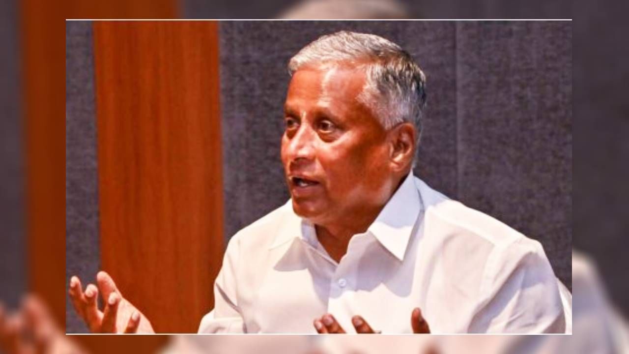 ನನ್ನ ಕ್ಷೇತ್ರ ಚಿನ್ನದಂತೆ ಇತ್ತು, ಹೈಕಮಾಂಡ್ ಹೇಳಿತೆಂದು ಹೋದೆ: ಅಸಮಾಧಾನ ಹೊರಹಾಕಿದ ಸೋಮಣ್ಣ ನನ್ನ ಕ್ಷೇತ್ರ ಚಿನ್ನದಂತೆ ಇತ್ತು, ಹೈಕಮಾಂಡ್ ಹೇಳಿತೆಂದು ಹೋದೆ: ಅಸಮಾಧಾನ ಹೊರಹಾಕಿದ ಸೋಮಣ್ಣ