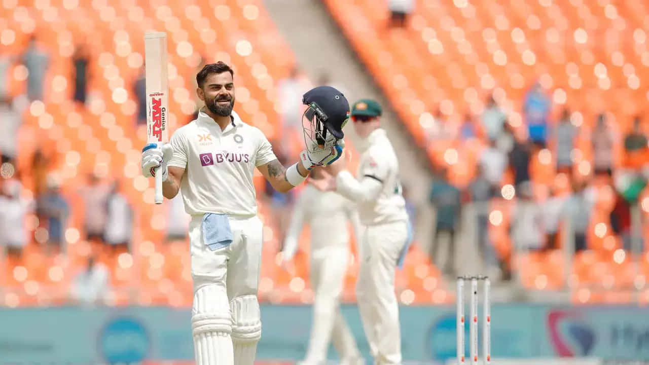 WTC Final 2023: ಎರಡೂ ಇನಿಂಗ್ಸ್ಗಳಲ್ಲಿ ಕೊಹ್ಲಿ ಶತಕ ಸಿಡಿಸಲಿದ್ದಾರೆ ಎಂದ ಪಾಕ್ ದಂತಕಥೆ..! WTC Final 2023: ಎರಡೂ ಇನಿಂಗ್ಸ್ಗಳಲ್ಲಿ ಕೊಹ್ಲಿ ಶತಕ ಸಿಡಿಸಲಿದ್ದಾರೆ ಎಂದ ಪಾಕ್ ದಂತಕಥೆ..!