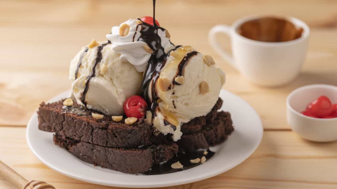 Ice Cream: ಫ್ರಿಜ್ನಲ್ಲಿಟ್ಟ ಐಸ್ ಕ್ರೀಂ ರುಚಿ ಹೋಗದೆ ಇರಲು ಏನು ಮಾಡಬೇಕು? ಇಲ್ಲದೆ ಸಲಹೆ Ice Cream: ಫ್ರಿಜ್ನಲ್ಲಿಟ್ಟ ಐಸ್ ಕ್ರೀಂ ರುಚಿ ಹೋಗದೆ ಇರಲು ಏನು ಮಾಡಬೇಕು? ಇಲ್ಲದೆ ಸಲಹೆ