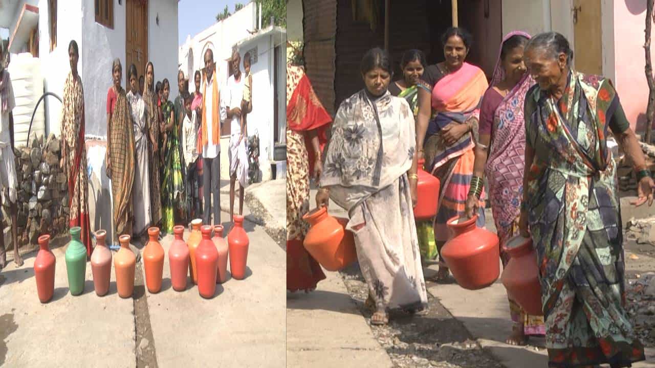 ಬೀದರ್ನಲ್ಲಿ ಹೆಚ್ಚಿದ ಬಿಸಿಲು; ಕುಡಿಯುವ ನೀರಿಗಾಗಿ ಹಾಹಾಕಾರ, ಖಾಲಿ ಕೊಡ ಹಿಡಿದುಕೊಂಡು ಅಲೆಯುತ್ತಿರುವ ಜನ ಬೀದರ್ನಲ್ಲಿ ಹೆಚ್ಚಿದ ಬಿಸಿಲು; ಕುಡಿಯುವ ನೀರಿಗಾಗಿ ಹಾಹಾಕಾರ, ಖಾಲಿ ಕೊಡ ಹಿಡಿದುಕೊಂಡು ಅಲೆಯುತ್ತಿರುವ ಜನ