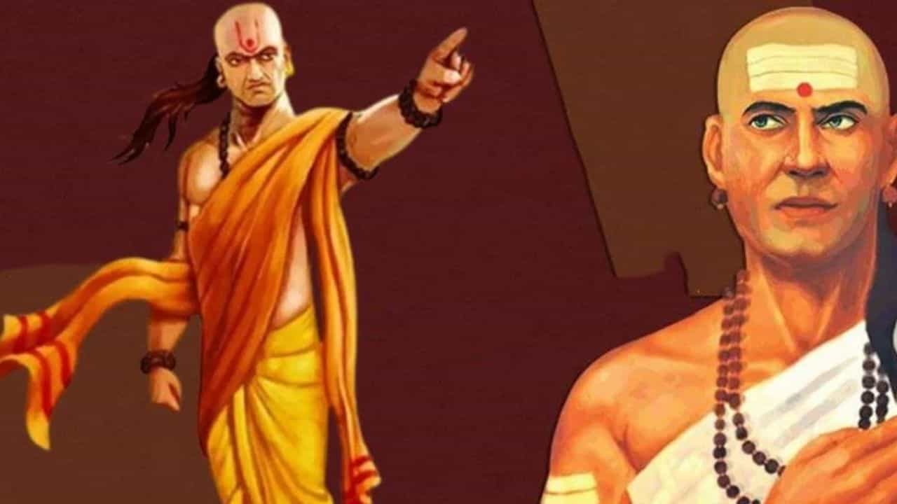 ಜೀವನದಲ್ಲಿ ಎಷ್ಟೇ ಕಠಿಣ ಸಮಸ್ಯೆಗಳನ್ನು ಎದುರಿಸುತ್ತಿದ್ದರೂ, ಚಾಣಕ್ಯನ ಈ ತತ್ವಗಳನ್ನು ಅನುಸರಿಸಿ ಎಲ್ಲವೂ ಸರಳವಾದೀತು! ಜೀವನದಲ್ಲಿ ಎಷ್ಟೇ ಕಠಿಣ ಸಮಸ್ಯೆಗಳನ್ನು ಎದುರಿಸುತ್ತಿದ್ದರೂ, ಚಾಣಕ್ಯನ ಈ ತತ್ವಗಳನ್ನು ಅನುಸರಿಸಿ ಎಲ್ಲವೂ ಸರಳವಾದೀತು!