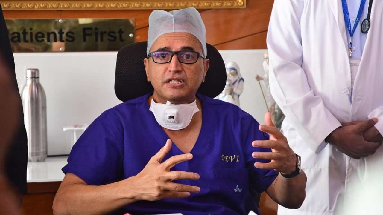 Devi Shetty: ಕಡಿಮೆ ಬೆಲೆಗೆ ವೈದ್ಯಕೀಯ ಚಿಕಿತ್ಸೆ ಕೊಡುವ ಡಾ. ದೇವಿಶೆಟ್ಟಿ ಆಸ್ತಿ ರೂ 11,000 ಕೋಟಿಗೂ ಹೆಚ್ಚು; ಅಷ್ಟು ಸಂಪಾದನೆ ಸಾಧ್ಯವಾಗಿದ್ದು ಹೇಗೆ? ಇಲ್ಲಿದೆ ಮಾಹಿತಿ Devi Shetty: ಕಡಿಮೆ ಬೆಲೆಗೆ ವೈದ್ಯಕೀಯ ಚಿಕಿತ್ಸೆ ಕೊಡುವ ಡಾ. ದೇವಿಶೆಟ್ಟಿ ಆಸ್ತಿ ರೂ 11,000 ಕೋಟಿಗೂ ಹೆಚ್ಚು; ಅಷ್ಟು ಸಂಪಾದನೆ ಸಾಧ್ಯವಾಗಿದ್ದು ಹೇಗೆ? ಇಲ್ಲಿದೆ ಮಾಹಿತಿ