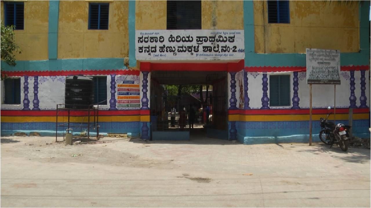 Gadag theme based voting booths