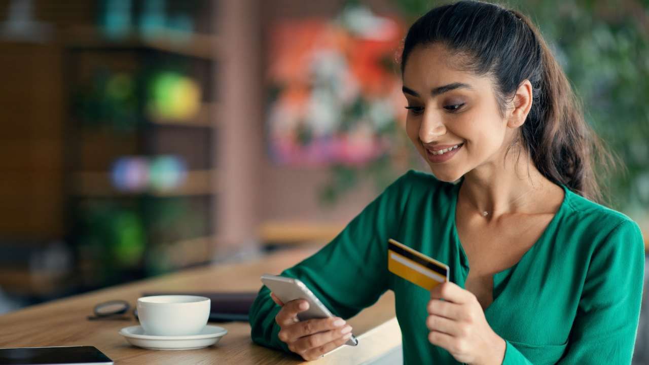 Pay without Internet: ಮೊಬೈಲ್ಗೆ *99# ಸೆಟಪ್ ಮಾಡಿ; ಇಂಟರ್ನೆಟ್ ಇಲ್ಲದೇ ಹಣ ಪಾವತಿಸಿ; ಇದನ್ನು ಬಳಸುವುದು ಹೇಗೆ? ಇಲ್ಲಿದೆ ವಿವರ Pay without Internet: ಮೊಬೈಲ್ಗೆ *99# ಸೆಟಪ್ ಮಾಡಿ; ಇಂಟರ್ನೆಟ್ ಇಲ್ಲದೇ ಹಣ ಪಾವತಿಸಿ; ಇದನ್ನು ಬಳಸುವುದು ಹೇಗೆ? ಇಲ್ಲಿದೆ ವಿವರ