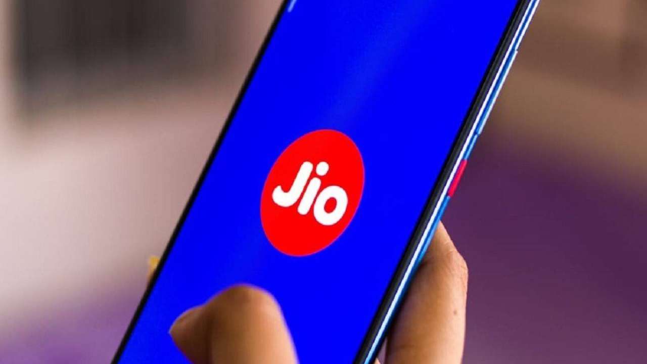 Jio Plans: ಜಿಯೋ ಫೈಬರ್ ಪ್ರೀಪೇಯ್ಡ್ ಬ್ರಾಡ್​ಬ್ಯಾಂಡ್ ಪ್ಲಾನ್; ತಿಂಗಳಿಗೆ 3,300 ಜಿಬಿ ಡಾಟಾ, ಭರ್ಜರಿ ಇಂಟರ್ನೆಟ್ ಸ್ಪೀಡ್