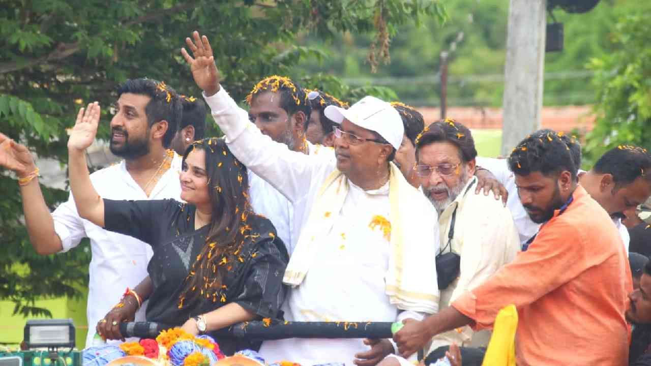 ಲಿಂಗಾಯತರ ಕ್ಷಮೆ ಕೋರಿದ್ರಾ ಸಿದ್ದರಾಮಯ್ಯ? ವರುಣಾದಲ್ಲಿ ಮಾಜಿ ಸಿಎಂಗೆ ಶುರುವಾಗಿದೆಯಾ ಈ ಒಂದು ಭಯ? ಲಿಂಗಾಯತರ ಕ್ಷಮೆ ಕೋರಿದ್ರಾ ಸಿದ್ದರಾಮಯ್ಯ? ವರುಣಾದಲ್ಲಿ ಮಾಜಿ ಸಿಎಂಗೆ ಶುರುವಾಗಿದೆಯಾ ಈ ಒಂದು ಭಯ?
