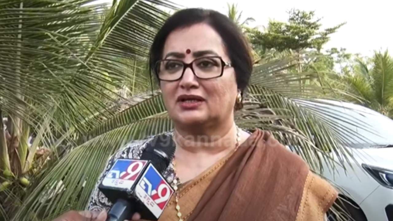 ಪ್ರಚೋದನಕಾರಿ ಹೇಳಿಕೆ ಆರೋಪ: ಸಂಸದೆ ಸುಮಲತಾ ಆಪ್ತನ ವಿರುದ್ಧ FIR ದಾಖಲು ಪ್ರಚೋದನಕಾರಿ ಹೇಳಿಕೆ ಆರೋಪ: ಸಂಸದೆ ಸುಮಲತಾ ಆಪ್ತನ ವಿರುದ್ಧ FIR ದಾಖಲು