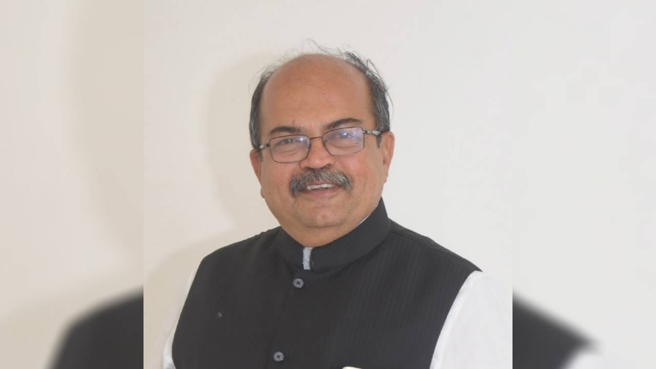 Hirekeruru Election 2023 Winner: ಕಾಂಗ್ರೆಸ್ನ ಯುಬಿ ಬಣಕರ್ಗೆ ಭರ್ಜರಿ ಗೆಲುವು, ಸೋಲು ಕಂಡ ಬಿಸಿ ಪಾಟೀಲ್ Hirekeruru Election 2023 Winner: ಕಾಂಗ್ರೆಸ್ನ ಯುಬಿ ಬಣಕರ್ಗೆ ಭರ್ಜರಿ ಗೆಲುವು, ಸೋಲು ಕಂಡ ಬಿಸಿ ಪಾಟೀಲ್