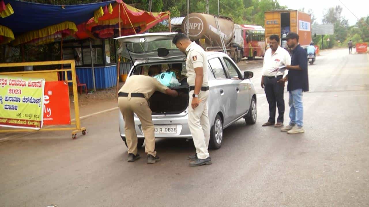 ನಾಳೆ ಮತದಾನ: ಗಡಿ ಭಾಗದಲ್ಲಿ ಸೆಕ್ಯುರಿಟಿ ಹೇಗಿದೆ? ಮಾಹಿತಿ ಇಲ್ಲಿದೆ ನಾಳೆ ಮತದಾನ: ಗಡಿ ಭಾಗದಲ್ಲಿ ಸೆಕ್ಯುರಿಟಿ ಹೇಗಿದೆ? ಮಾಹಿತಿ ಇಲ್ಲಿದೆ