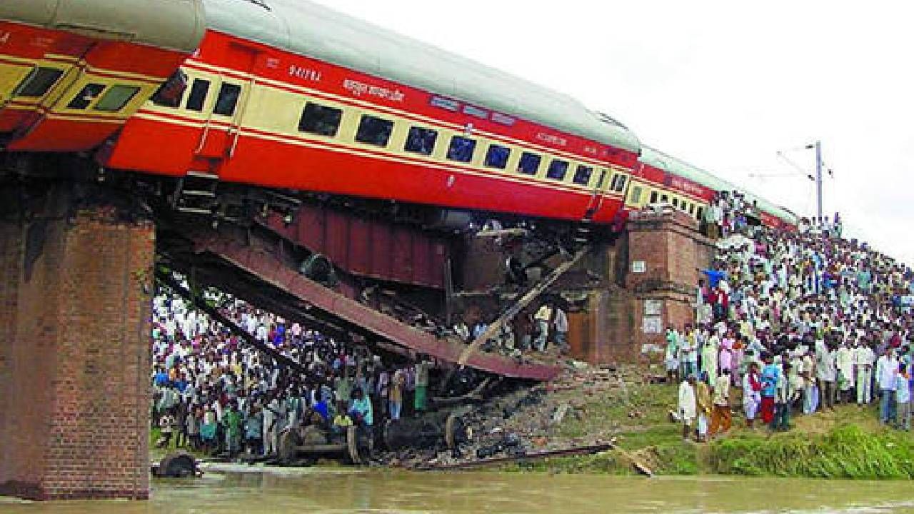 Here are 10 most fatal train accidents in India in the past