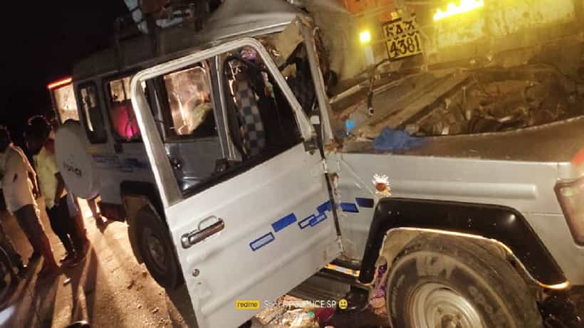 Yadgir News: ನಿಂತಿದ್ದ ಲಾರಿಗೆ ಕ್ರೂಷರ್ ವಾಹನ ಡಿಕ್ಕಿ ಐವರು ಭಕ್ತರ ಸಾವು