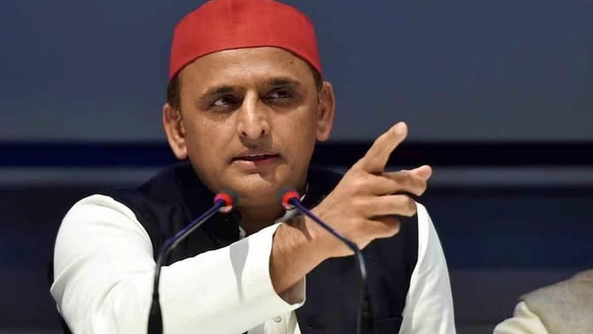 ‘ಬೇಟಿ ಬಚಾವೋ, ಬೇಟಿ ಪಡಾವೋ’ ಬಗ್ಗೆ ಮರು ಚಿಂತನೆ ನಡೆಸಿ; ಬಿಜೆಪಿಗೆ ಅಖಿಲೇಶ್ ಯಾದವ್ ಸಲಹೆ ‘ಬೇಟಿ ಬಚಾವೋ, ಬೇಟಿ ಪಡಾವೋ’ ಬಗ್ಗೆ ಮರು ಚಿಂತನೆ ನಡೆಸಿ; ಬಿಜೆಪಿಗೆ ಅಖಿಲೇಶ್ ಯಾದವ್ ಸಲಹೆ