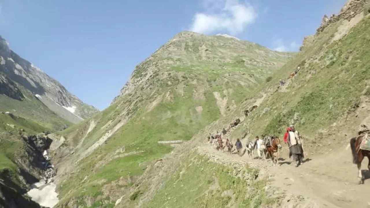 Amarnath Yatra Amarnath shrine board issues guidelines for devotees going to Amarnath
