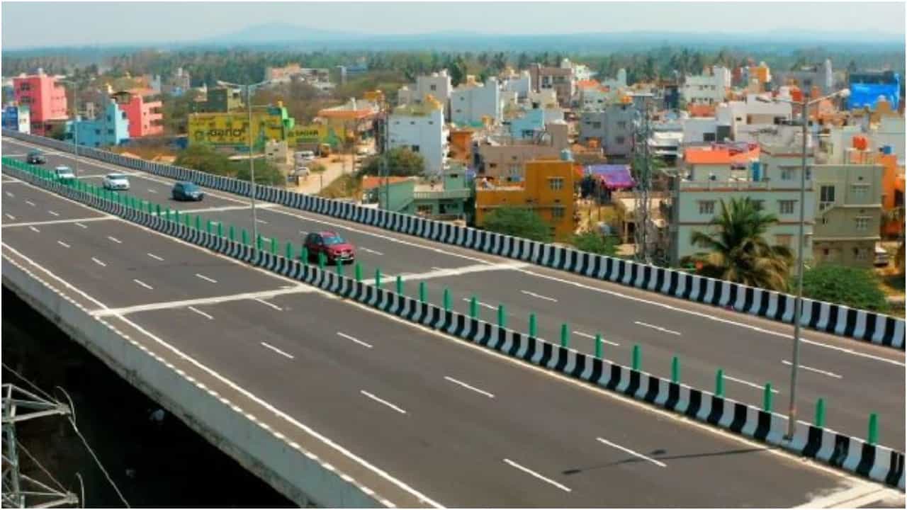 Bengaluru Mysuru Expressway: ಬೆಂಗಳೂರು ಮೈಸೂರು ಎಕ್ಸ್ಪ್ರೆಸ್ವೇನಲ್ಲಿ ಐದೇ ತಿಂಗಳಲ್ಲಿ 570 ಅಪಘಾತ, 55 ಸಾವು Bengaluru Mysuru Expressway: ಬೆಂಗಳೂರು ಮೈಸೂರು ಎಕ್ಸ್ಪ್ರೆಸ್ವೇನಲ್ಲಿ ಐದೇ ತಿಂಗಳಲ್ಲಿ 570 ಅಪಘಾತ, 55 ಸಾವು