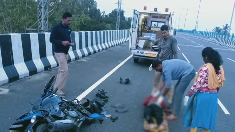 ಬೆಂಗಳೂರು-ಮೈಸೂರು ಎಕ್ಸ್ಪ್ರೆಸ್ ವೇನಲ್ಲಿ ಮತ್ತೊಂದು ಭೀಕರ ಅಪಘಾತ: ಇಬ್ಬರು ಸ್ಥಳದಲ್ಲೇ ದುರ್ಮರಣ