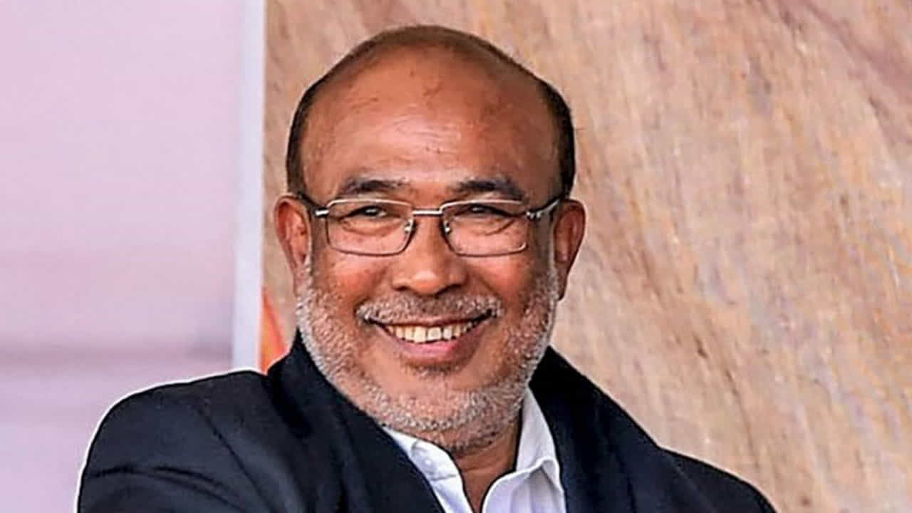 Biren Singh: ರಾಜ್ಯಪಾಲರ ಭೇಟಿ ನಂತರ ಮಣಿಪುರ ಮುಖ್ಯಮಂತ್ರಿ ಬಿರೇನ್ ಸಿಂಗ್ ರಾಜೀನಾಮೆ ಸಾಧ್ಯತೆ? Biren Singh: ರಾಜ್ಯಪಾಲರ ಭೇಟಿ ನಂತರ ಮಣಿಪುರ ಮುಖ್ಯಮಂತ್ರಿ ಬಿರೇನ್ ಸಿಂಗ್ ರಾಜೀನಾಮೆ ಸಾಧ್ಯತೆ?