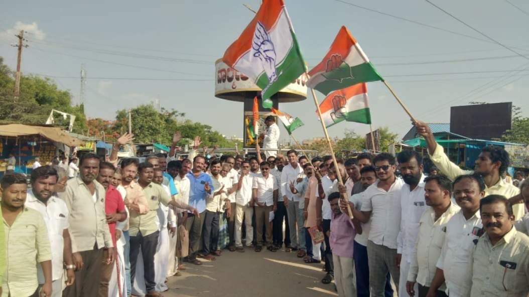 Karnataka Breaking Kannada News Highlights: ಕಾಂಗ್ರೆಸ್ ಸರ್ಕಾರದಿಂದ 5 ಗ್ಯಾರಂಟಿ ಜಾರಿ: ರಾಜ್ಯದ ಹಲವೆಡೆ ಕಾರ್ಯಕರ್ತರಿಂದ ಸಂಭ್ರಮಾಚರಣೆ
