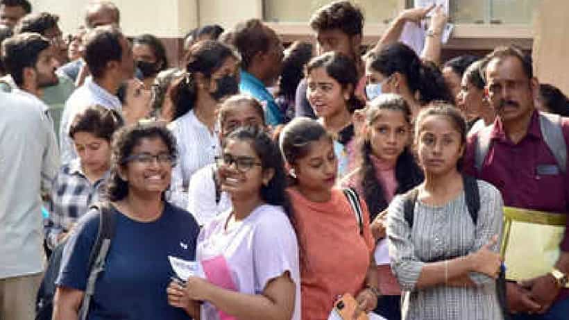 CSAT ಕಟ್-ಆಫ್ನಲ್ಲಿ ಕಡಿತವನ್ನು ಬಯಸಿ ಕೇಂದ್ರೀಯ ಆಡಳಿತಾತ್ಮಕ ನ್ಯಾಯಮಂಡಳಿಗೆ ಮನವಿ ಸಲ್ಲಿಸಿದ ಅಭ್ಯರ್ಥಿಗಳು