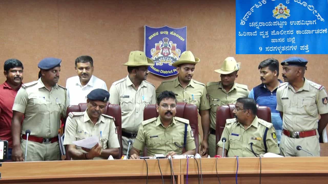 ಚಪ್ಪಲಿ ನುಡಿಯಿತು ಸಾಕ್ಷಿ! ಪೊಲೀಸರು ಆ ಸರಗಳ್ಳ ಯುವಕನನ್ನು ಕಂಬಿ ಹಿಂದೆ ಬಿಟ್ಟುಬಂದರು! ರೋಚಕ ಸ್ಟೋರಿ ಇಲ್ಲಿದೆ ನೋಡಿ ಚಪ್ಪಲಿ ನುಡಿಯಿತು ಸಾಕ್ಷಿ! ಪೊಲೀಸರು ಆ ಸರಗಳ್ಳ ಯುವಕನನ್ನು ಕಂಬಿ ಹಿಂದೆ ಬಿಟ್ಟುಬಂದರು! ರೋಚಕ ಸ್ಟೋರಿ ಇಲ್ಲಿದೆ ನೋಡಿ