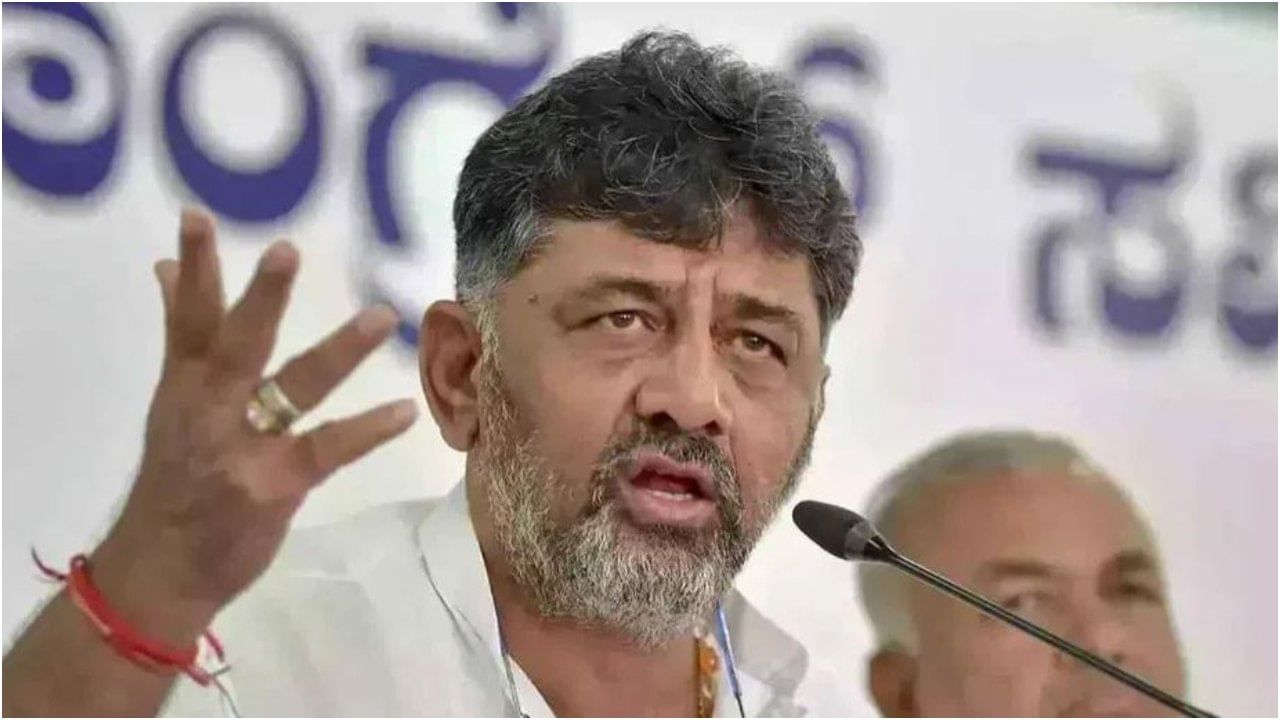 ಅಕ್ಕಿ ಸಿಗದಿದ್ದರೆ ಹಣ ನೀಡಿ ಎಂದು ಬಿಜೆಪಿಯವರೇ ಹೇಳಿದ್ದರು; ಡಿಸಿಎಂ ಡಿಕೆ ಶಿವಕುಮಾರ್ ತಿರುಗೇಟು ಅಕ್ಕಿ ಸಿಗದಿದ್ದರೆ ಹಣ ನೀಡಿ ಎಂದು ಬಿಜೆಪಿಯವರೇ ಹೇಳಿದ್ದರು; ಡಿಸಿಎಂ ಡಿಕೆ ಶಿವಕುಮಾರ್ ತಿರುಗೇಟು