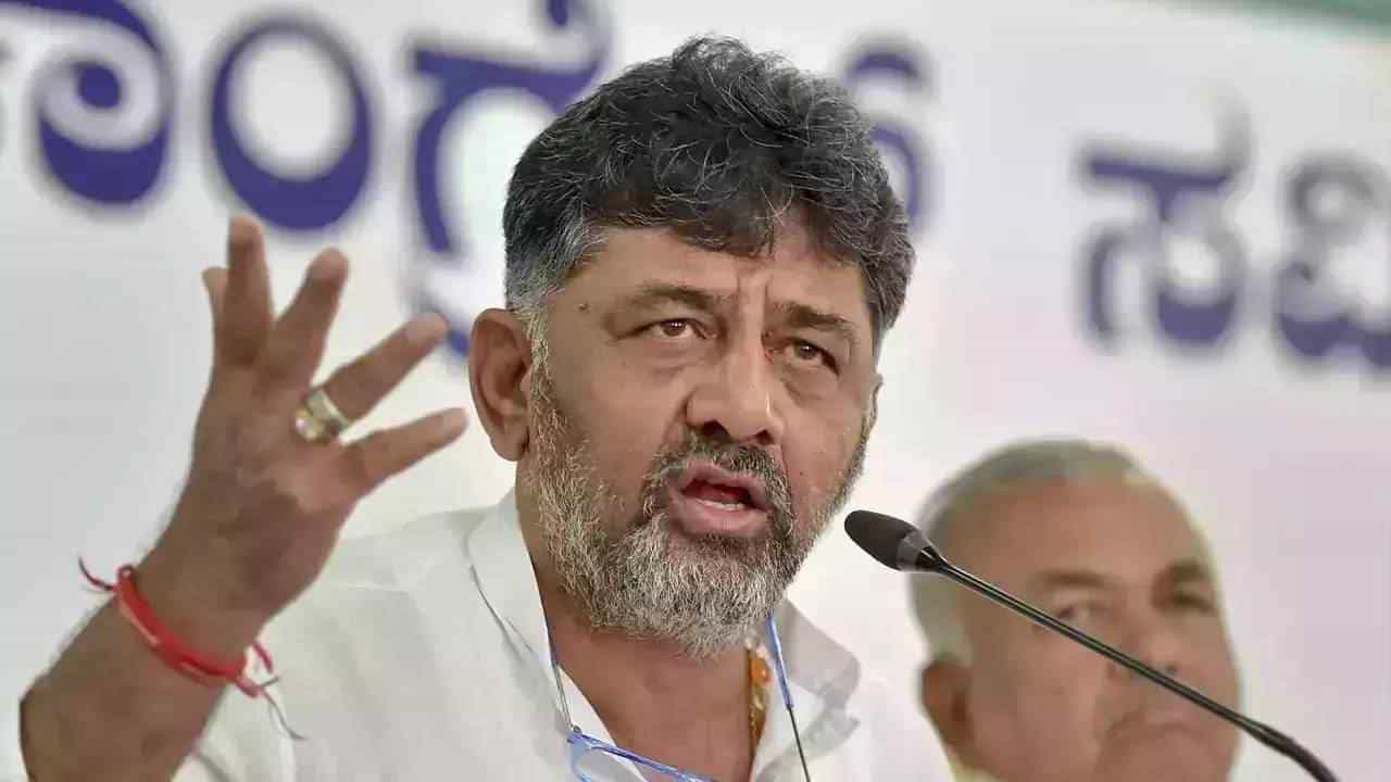 Karnataka Breaking Kannada Highlights: ಡಿಸಿಎಂ ನೇತೃತ್ವದಲ್ಲಿ ಬಿಬಿಎಂಪಿ ವ್ಯಾಪ್ತಿಯ ಕಾಂಗ್ರೆಸ್ ಸಂಸದರು, ಶಾಸಕರ ಸಭೆ Karnataka Breaking Kannada Highlights: ಡಿಸಿಎಂ ನೇತೃತ್ವದಲ್ಲಿ ಬಿಬಿಎಂಪಿ ವ್ಯಾಪ್ತಿಯ ಕಾಂಗ್ರೆಸ್ ಸಂಸದರು, ಶಾಸಕರ ಸಭೆ