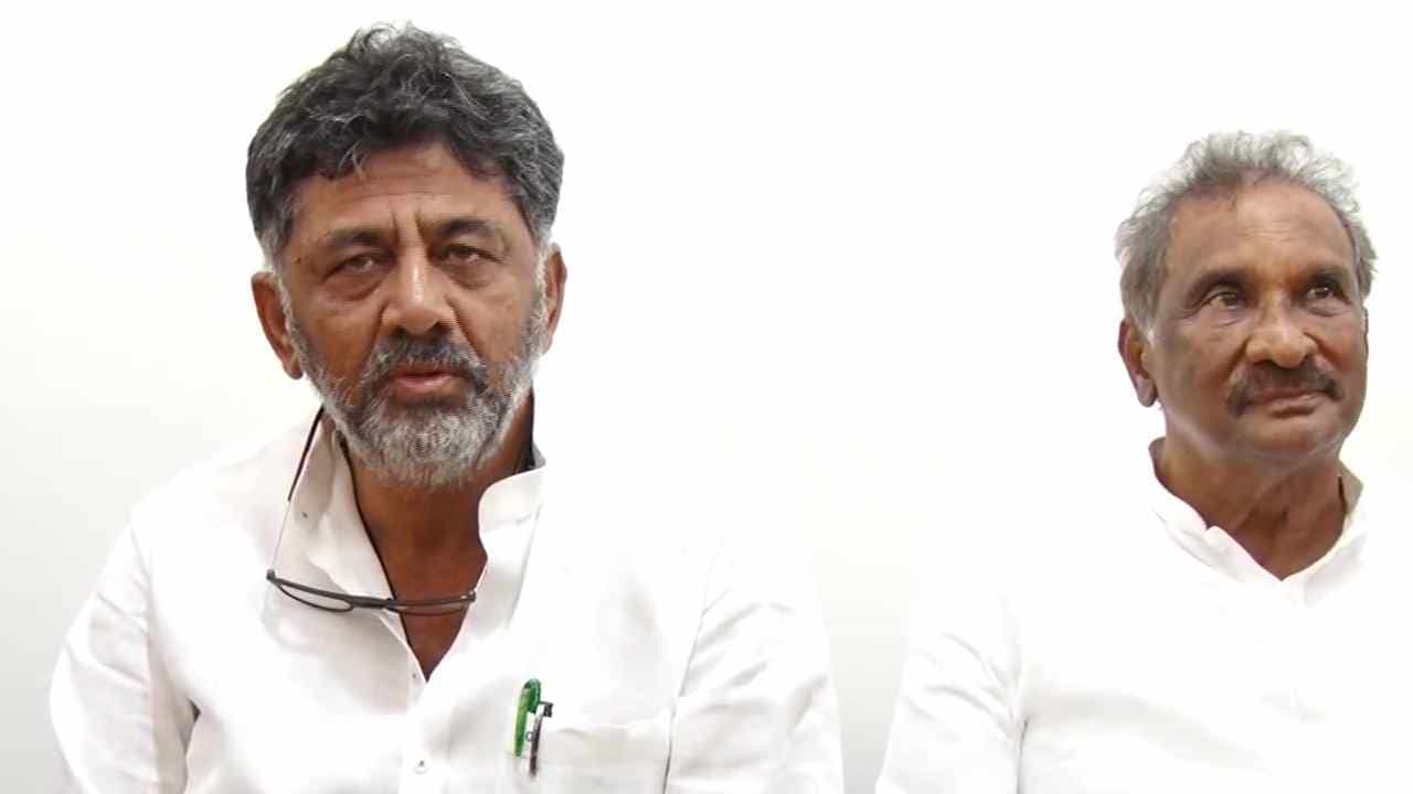 Tumkur: ಪಾವಗಡ ಸೋಲಾರ್ ಪಾರ್ಕ್ ವಿಸ್ತರಣೆಗೆ ನಿರ್ಧಾರ: ಡಿಸಿಎಂ ಡಿಕೆ ಶಿವಕುಮಾರ್ Tumkur: ಪಾವಗಡ ಸೋಲಾರ್ ಪಾರ್ಕ್ ವಿಸ್ತರಣೆಗೆ ನಿರ್ಧಾರ: ಡಿಸಿಎಂ ಡಿಕೆ ಶಿವಕುಮಾರ್