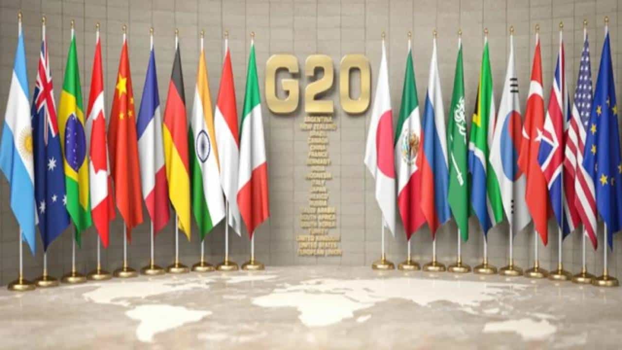 G20 Summit: ರಾಜ್ಯದ ಪ್ರಮುಖ ಈ 3 ಸ್ಥಳಗಳಲ್ಲಿ ನಡೆಯಲಿದೆ G20 ಶೃಂಗಸಭೆ, ಇಲ್ಲಿದೆ ವೇಳಾಪಟ್ಟಿ G20 Summit: ರಾಜ್ಯದ ಪ್ರಮುಖ ಈ 3 ಸ್ಥಳಗಳಲ್ಲಿ ನಡೆಯಲಿದೆ G20 ಶೃಂಗಸಭೆ, ಇಲ್ಲಿದೆ ವೇಳಾಪಟ್ಟಿ