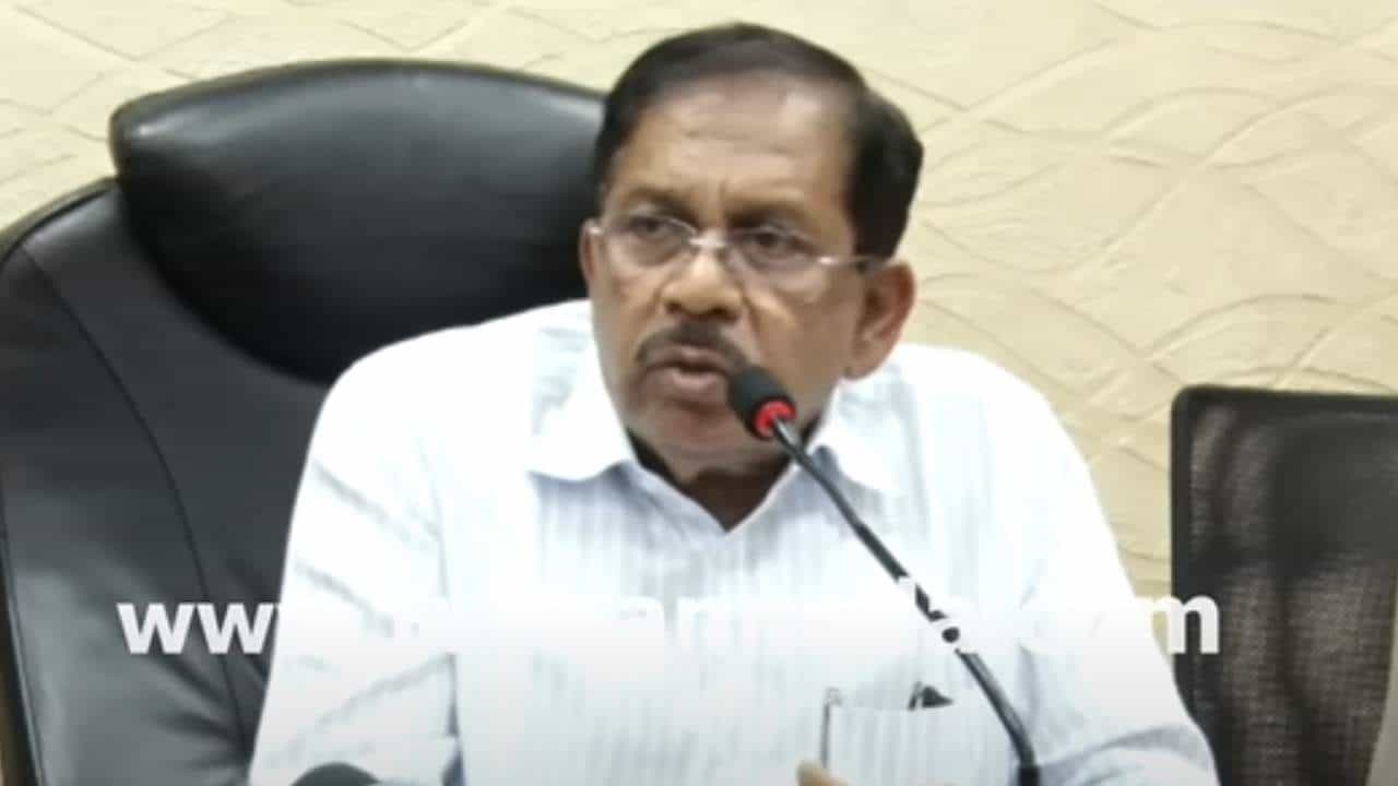 ಗೃಹ ಜ್ಯೋತಿ ಯೋಜನೆ, ಬಾಡಿಗೆದಾರರಲ್ಲಿ ಗೊಂದಲ ಮೂಡಿಸುತ್ತಿರುವುದು ಬಿಜೆಪಿಯವರು: ಗೃಹ ಸಚಿವ ಜಿ ಪರಮೇಶ್ವರ್ ಕಿಡಿ ಗೃಹ ಜ್ಯೋತಿ ಯೋಜನೆ, ಬಾಡಿಗೆದಾರರಲ್ಲಿ ಗೊಂದಲ ಮೂಡಿಸುತ್ತಿರುವುದು ಬಿಜೆಪಿಯವರು: ಗೃಹ ಸಚಿವ ಜಿ ಪರಮೇಶ್ವರ್ ಕಿಡಿ