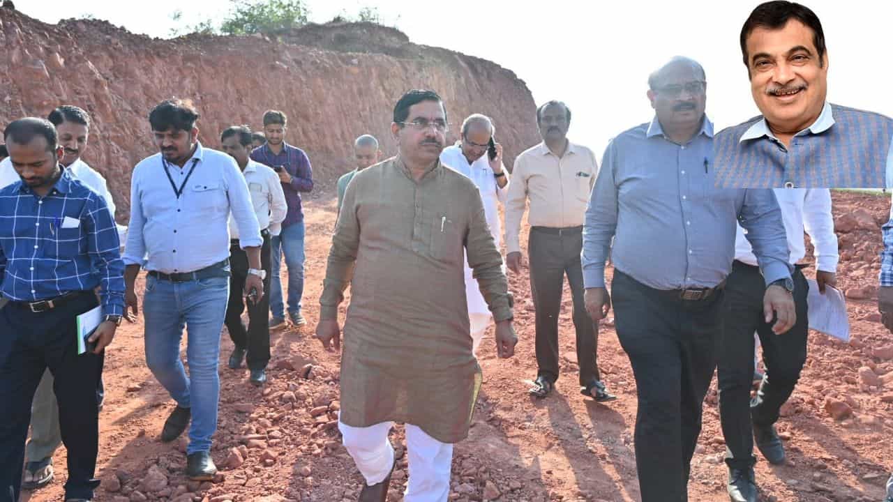 ಹುಬ್ಬಳ್ಳಿ-ಧಾರವಾಡ ಬೈಪಾಸ್ 6 ಲೈನ್ ರಸ್ತೆ ಮೊದಲ ಹಂತ ಡಿಸೆಂಬರ್ ಒಳಗೆ ಪೂರ್ಣಗೊಳ್ಳಲಿದೆ : ಕೇಂದ್ರ ಸಚಿವ ಪ್ರಲ್ಹಾದ್ ಜೋಶಿ ಹುಬ್ಬಳ್ಳಿ-ಧಾರವಾಡ ಬೈಪಾಸ್ 6 ಲೈನ್ ರಸ್ತೆ ಮೊದಲ ಹಂತ ಡಿಸೆಂಬರ್ ಒಳಗೆ ಪೂರ್ಣಗೊಳ್ಳಲಿದೆ : ಕೇಂದ್ರ ಸಚಿವ ಪ್ರಲ್ಹಾದ್ ಜೋಶಿ