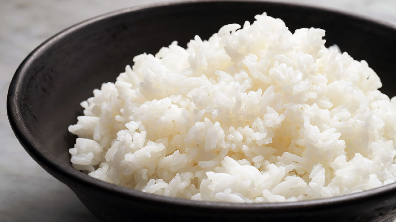 White Rice Benefits: ಬೆಳ್ತಿಗೆ ಅನ್ನ ಸೇವಿಸುವ ಮೊದಲು ಈ ಟಿಪ್ಸ್​​ ಫಾಲೋ ಮಾಡಿ