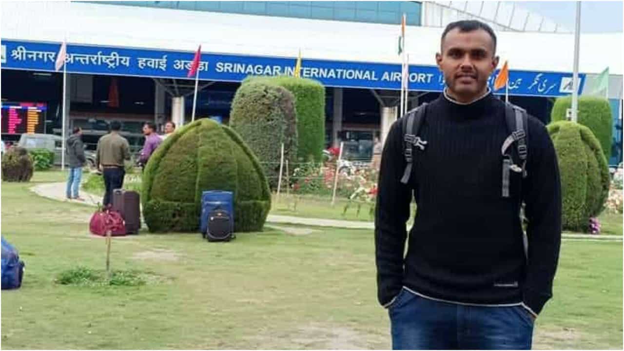 ಛತ್ತೀಸ್ಗಢದಲ್ಲಿ ಅನಾರೋಗ್ಯದಿಂದ ಬಳಲುತ್ತಿದ್ದ ಮಂಡ್ಯ ಮೂಲದ ಯೋಧ ಜನಾರ್ದನ್ ಗೌಡ ಸಾವು ಛತ್ತೀಸ್ಗಢದಲ್ಲಿ ಅನಾರೋಗ್ಯದಿಂದ ಬಳಲುತ್ತಿದ್ದ ಮಂಡ್ಯ ಮೂಲದ ಯೋಧ ಜನಾರ್ದನ್ ಗೌಡ ಸಾವು