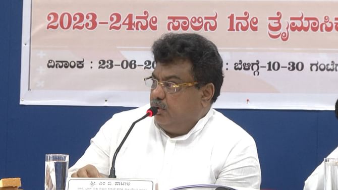Vijayapura News: ಸರ್ಕಾರಿ ಶಾಲಾ ಆವರಣದಲ್ಲಿ ಗ್ರಂಥಾಲಯ ನಿರ್ಮಾಣಕ್ಕೆ ಅಡ್ಡಿ: ಬಿಇಒ ಸಸ್ಪೆಂಡ್ಗೆ ಎಂಬಿ ಪಾಟೀಲ್ ಆದೇಶ Vijayapura News: ಸರ್ಕಾರಿ ಶಾಲಾ ಆವರಣದಲ್ಲಿ ಗ್ರಂಥಾಲಯ ನಿರ್ಮಾಣಕ್ಕೆ ಅಡ್ಡಿ: ಬಿಇಒ ಸಸ್ಪೆಂಡ್ಗೆ ಎಂಬಿ ಪಾಟೀಲ್ ಆದೇಶ