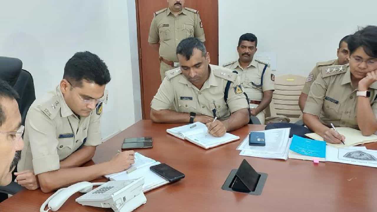 ನೈತಿಕ ಪೊಲೀಸ್ ಗಿರಿ ಕೇಸ್​​ ಮೇಲೆ ಮಂಗಳೂರು ಪೊಲೀಸರ ಕಣ್ಣು; ಆರೋಪಿಗಳಿಂದ ಜಾಮೀನು ಮುಚ್ಚಳಿಕೆ