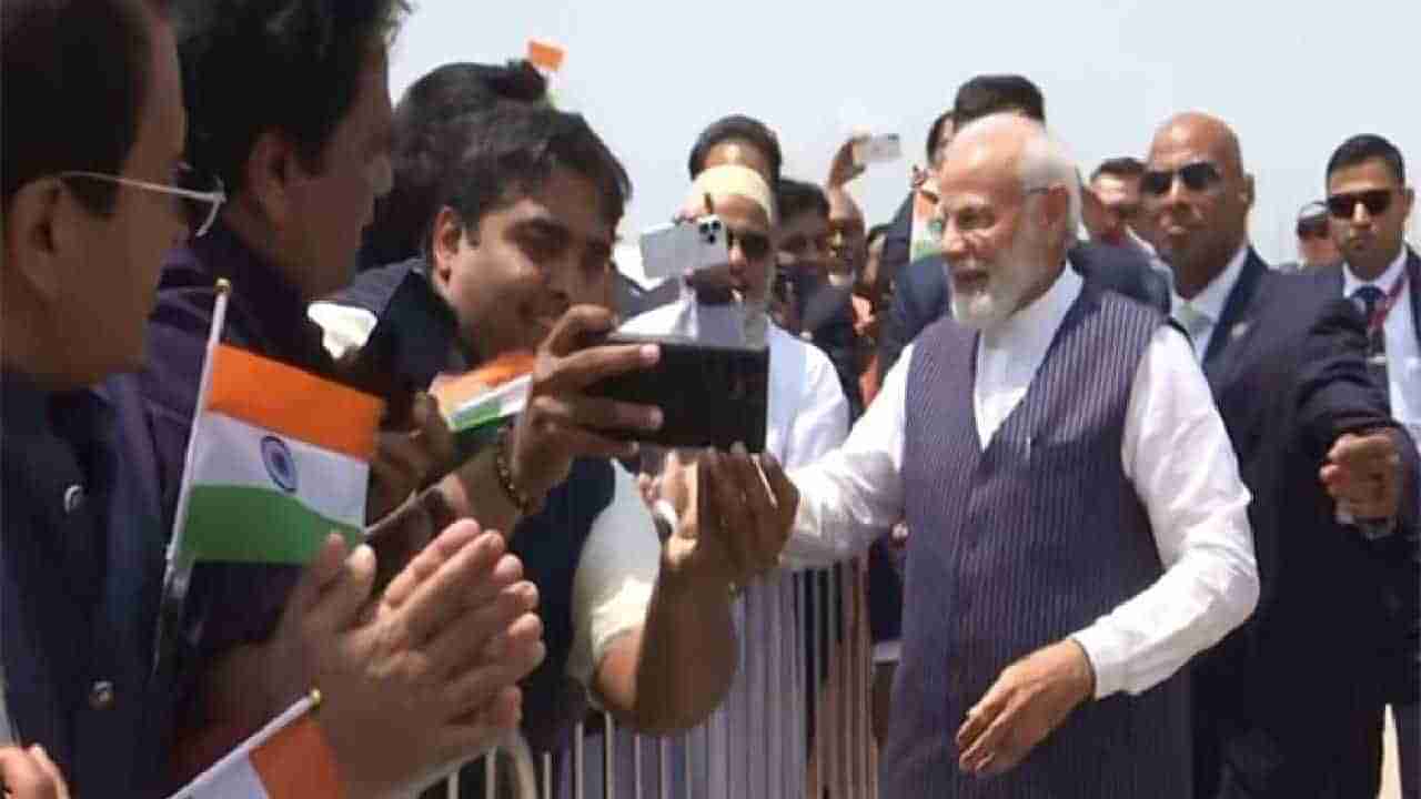 Narendra Modi: ನ್ಯೂಯಾರ್ಕ್ ಏರ್ಪೋರ್ಟ್ನಲ್ಲಿ ಪ್ರಧಾನಿ ಮೋದಿಗೆ ಅದ್ಧೂರಿ ಸ್ವಾಗತ