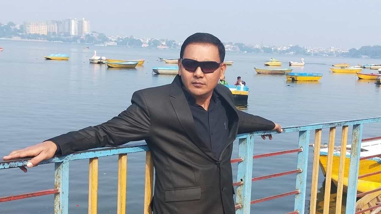 Niyaz Khan: ಮುಸ್ಲಿಮರು ಸಸ್ಯಾಹಾರಿಯಾಗಬೇಕು, ಬ್ರಾಹ್ಮಣ ಪರ ನಿಂತ ಐಎಎಸ್ ಅಧಿಕಾರಿ ನಿಯಾಜ್ ಖಾನ್ Niyaz Khan: ಮುಸ್ಲಿಮರು ಸಸ್ಯಾಹಾರಿಯಾಗಬೇಕು, ಬ್ರಾಹ್ಮಣ ಪರ ನಿಂತ ಐಎಎಸ್ ಅಧಿಕಾರಿ ನಿಯಾಜ್ ಖಾನ್