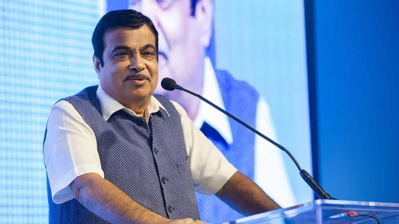 ಕಾಂಗ್ರೆಸ್ಗೆ ಸೇರುವುದಕ್ಕಿಂತ ಬಾವಿಗೆ ಹಾರಿ ಸಾಯುವುದು ಒಳ್ಳೆಯದು ಎಂದಿದ್ದೆ: ನಿತಿನ್ ಗಡ್ಕರಿ ಕಾಂಗ್ರೆಸ್ಗೆ ಸೇರುವುದಕ್ಕಿಂತ ಬಾವಿಗೆ ಹಾರಿ ಸಾಯುವುದು ಒಳ್ಳೆಯದು ಎಂದಿದ್ದೆ: ನಿತಿನ್ ಗಡ್ಕರಿ