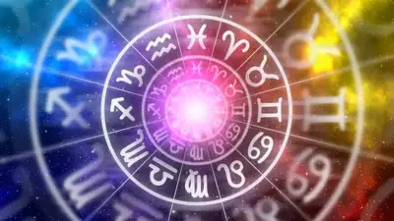 Rashi Bhavishya: ಮೇಷ, ವೃಷಭ, ಮಿಥುನ, ಕಟಕ ರಾಶಿಗಳ ಇಂದಿನ ಭವಿಷ್ಯ ಹೀಗಿದೆ Rashi Bhavishya: ಮೇಷ, ವೃಷಭ, ಮಿಥುನ, ಕಟಕ ರಾಶಿಗಳ ಇಂದಿನ ಭವಿಷ್ಯ ಹೀಗಿದೆ