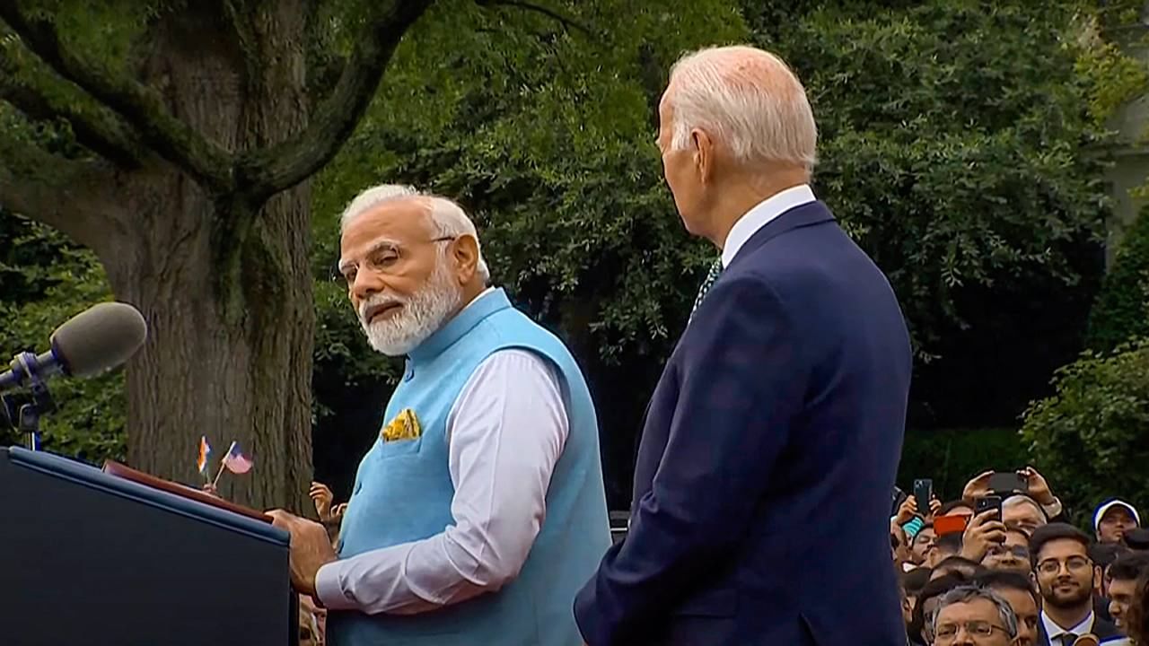 PM Modi at White House with Joe Biden First lady Jill Biden US ministers and Indian community people see photos here